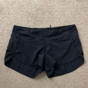 Black lululemon Speed Up Shorts!